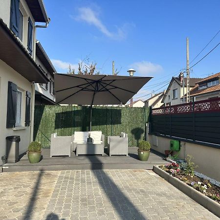 Chambre Pour 2 Personnes Avec Lit Separe Dans La Banlieue Parisienne Bondy Esterno foto
